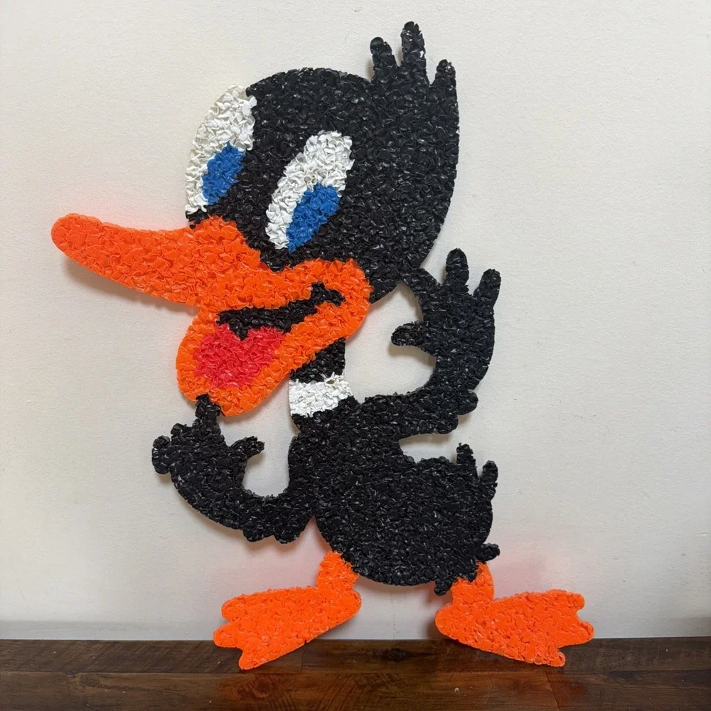 Vintage Retro Plastic Popcorn Daffy Duck Wall Art